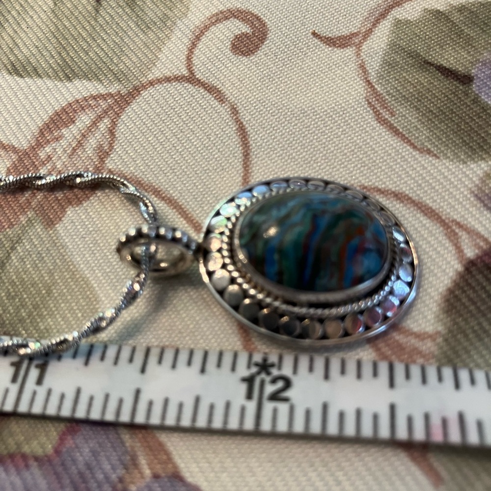 —————- SOLD—STERLING SILVER PENDANT ON STERLING CHAIN BEAUTIFUL BLUE/GREEN STONE - Picture 7 of 9